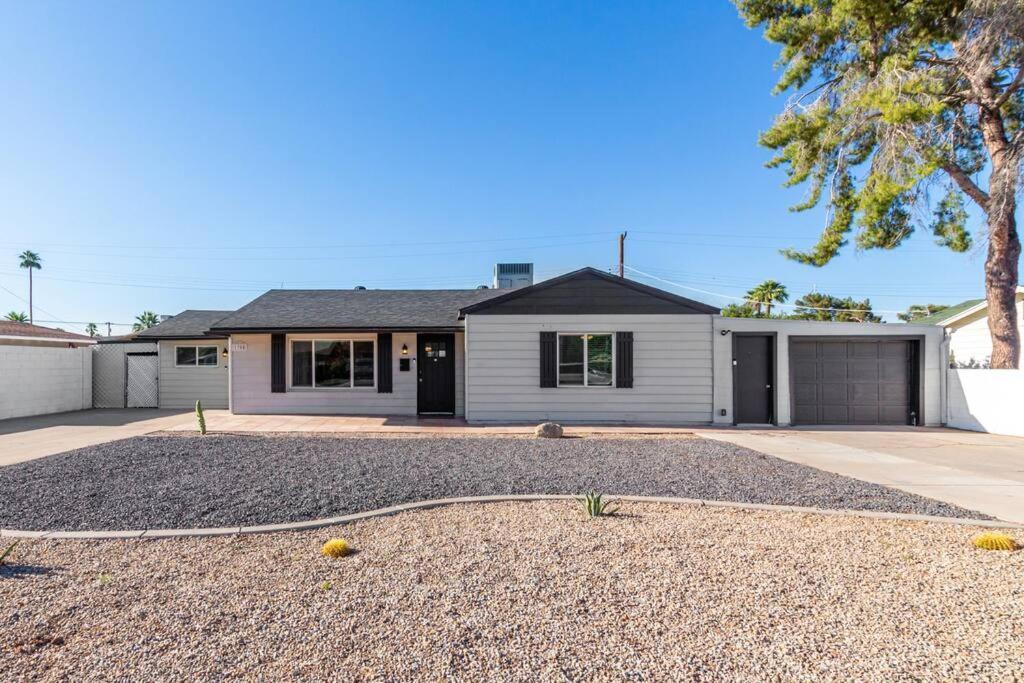 New Midtown Modern Studio With Backyard Phoenix Exterior foto
