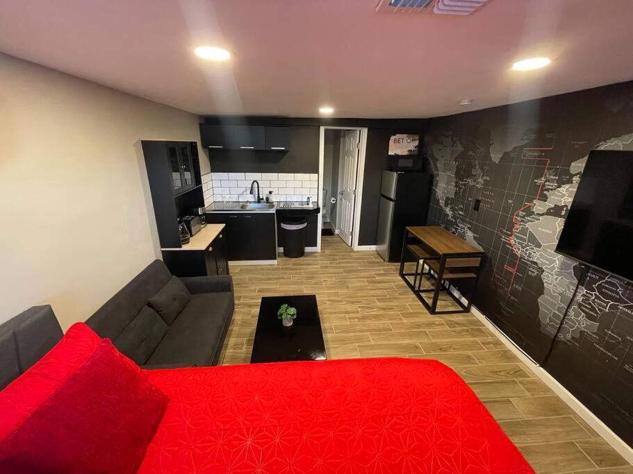 New Midtown Modern Studio With Backyard Phoenix Exterior foto